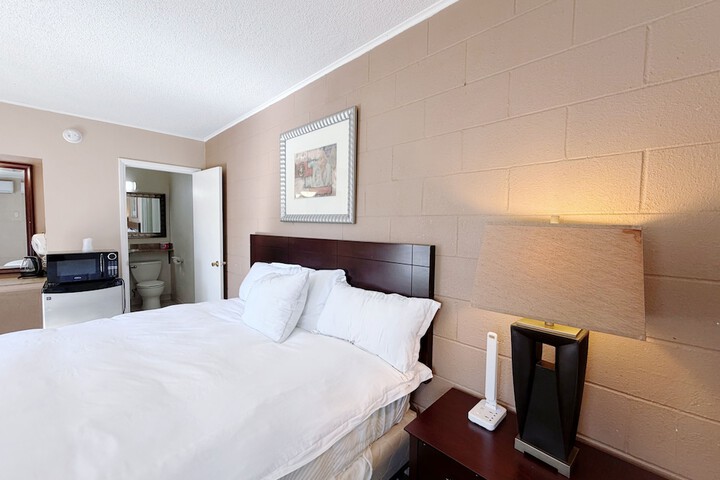 Room 20 of 43