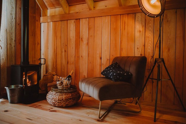 Lounge 234 of 495