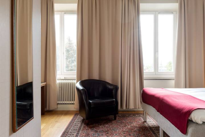 Room 11 of 56