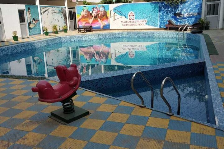 Pools & Facilities