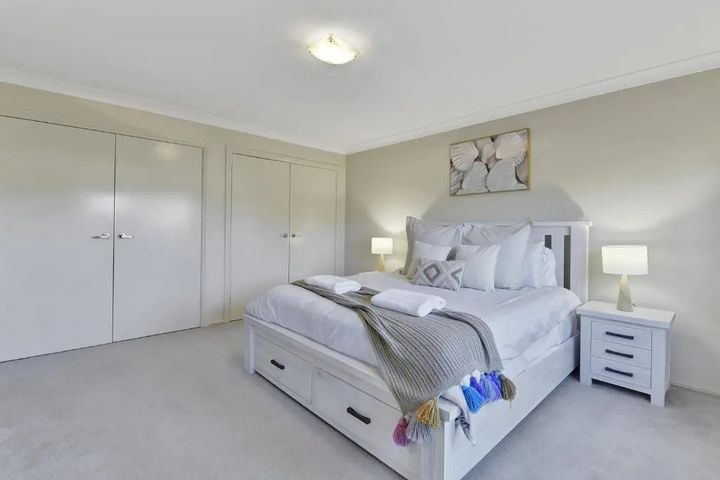 Room 4 of 15