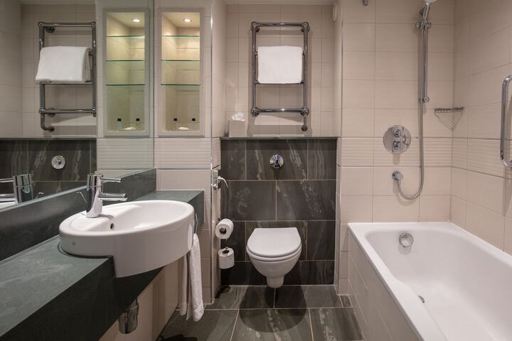 Clean Restrooms