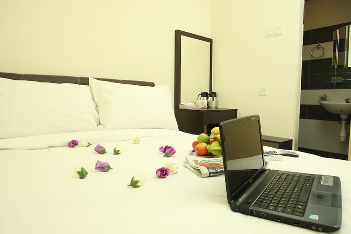 Room 3 of 30