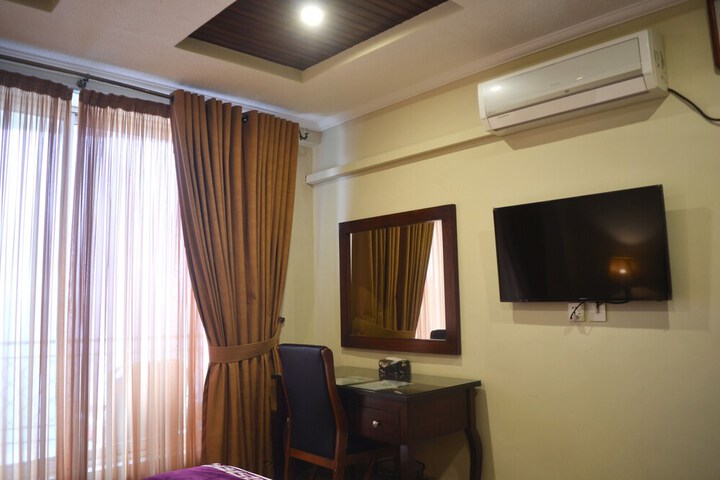 Room 46 of 83