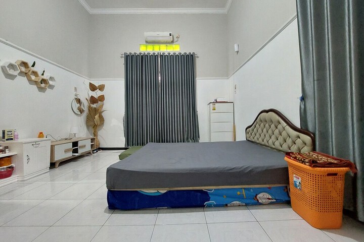Room 7 of 23