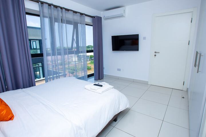 Room 16 of 83