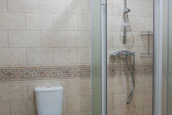 Room 15 of 24