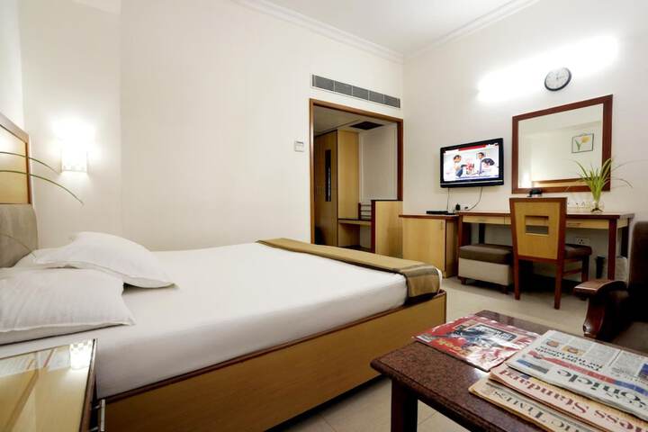 Room 13 of 41