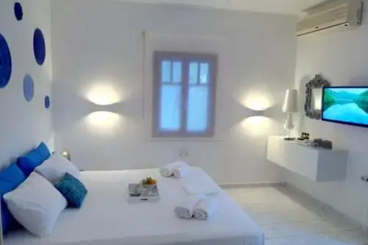 En Lefko Kythnos