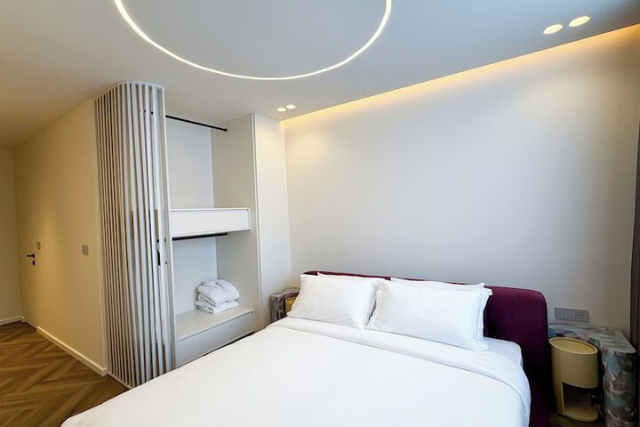 Room 29 of 104