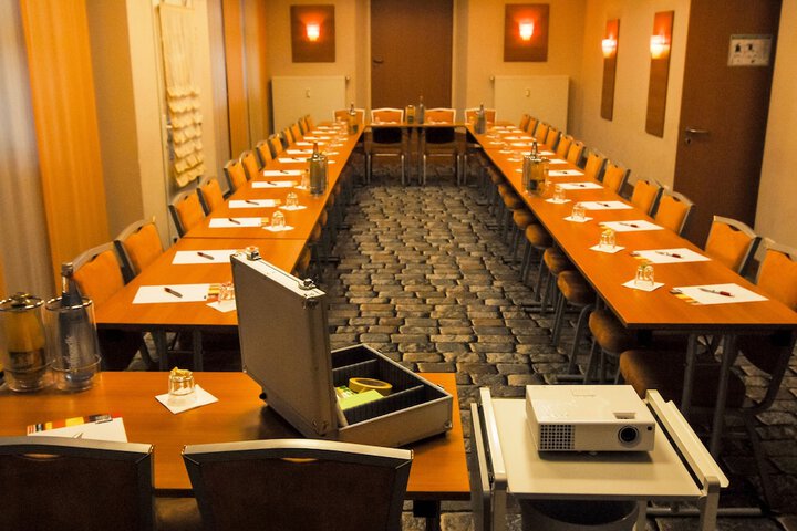 Meeting 28 of 37