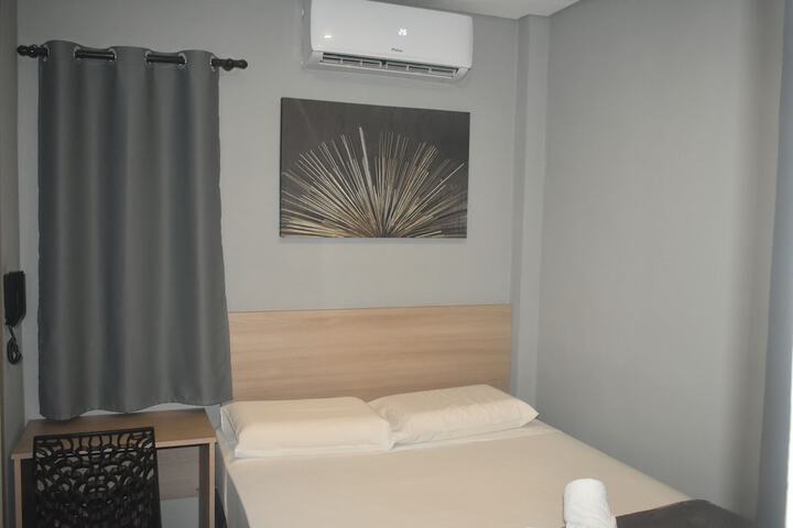 Room 17 of 33