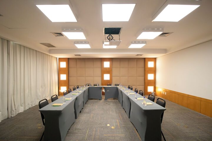 Meeting 30 of 33