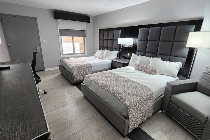 Room 13 of 31