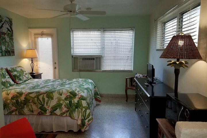 Room 137 of 218