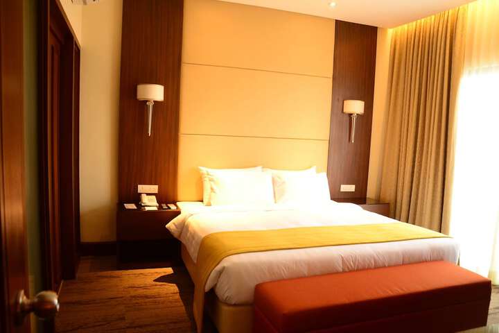 Room 19 of 113
