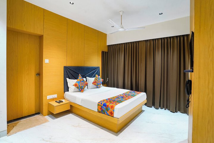 Room 13 of 39