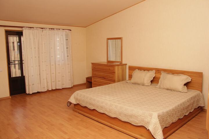 Room 20 of 36