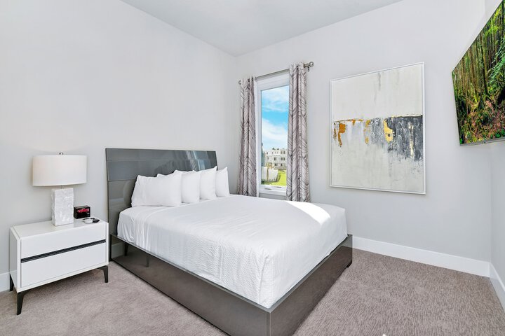 Room 20 of 216