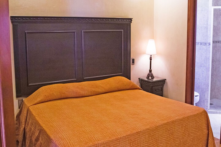 Room 6 of 41