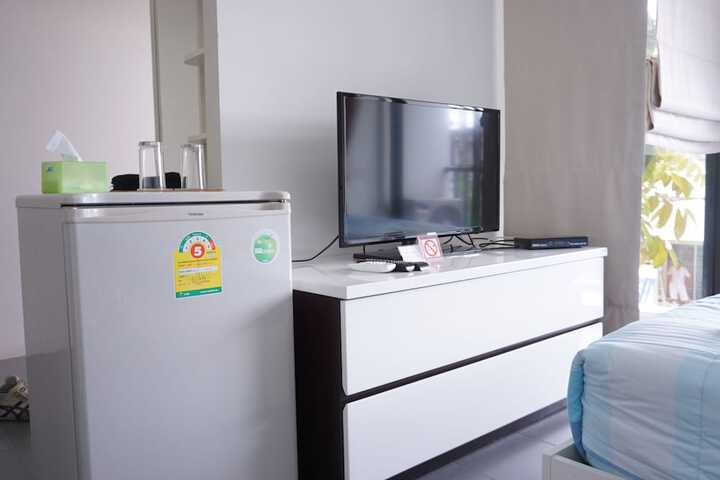 Room 13 of 32