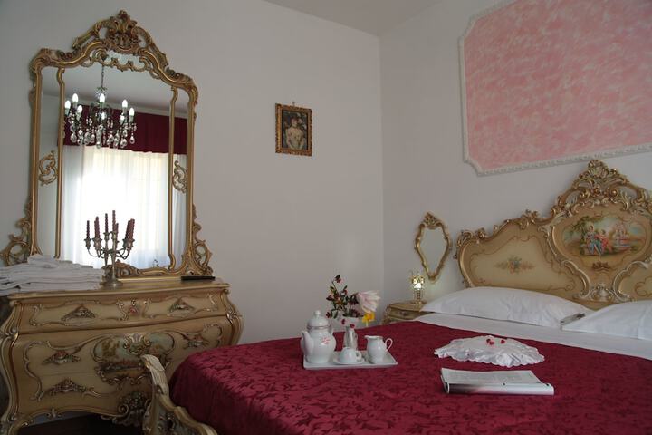 Room 7 of 59