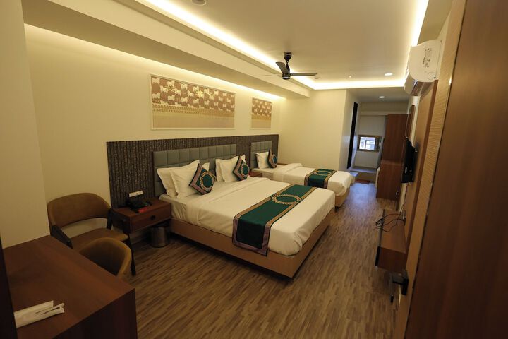 Room 25 of 62