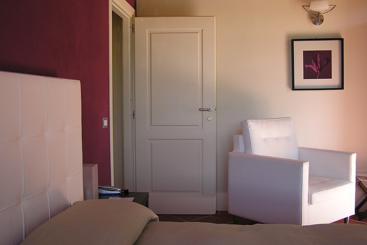 Room 16 of 63