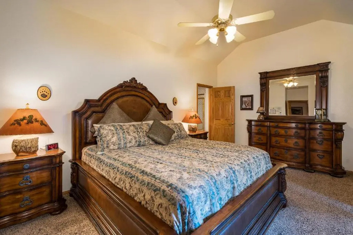 Room 5 of 22