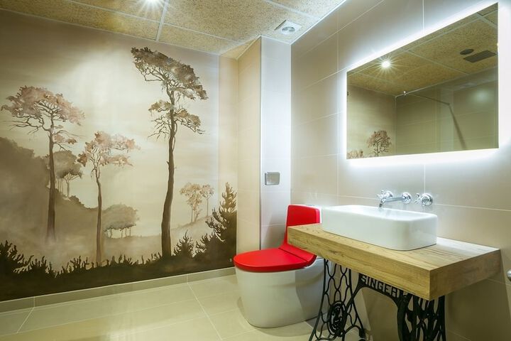 Room 26 of 41