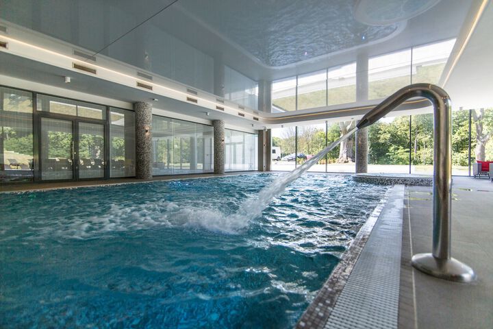 Pools & Facilities