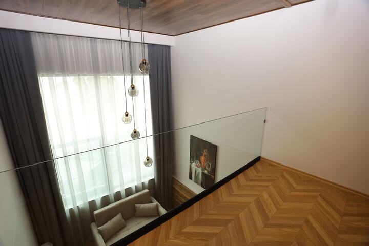 Room 11 of 45