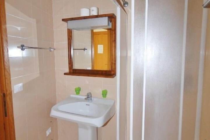 Room 14 of 14