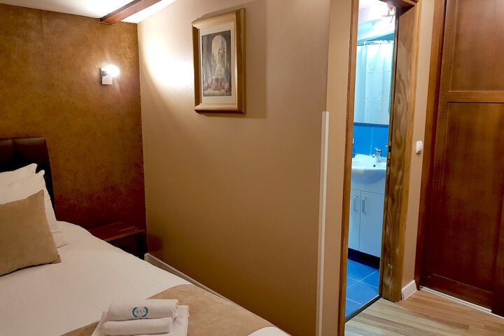 Room 40 of 81