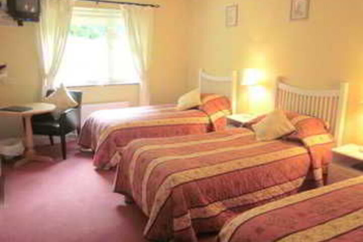 Room 2 of 11