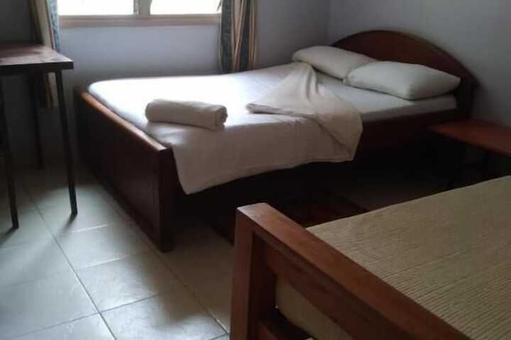 Room 3 of 18