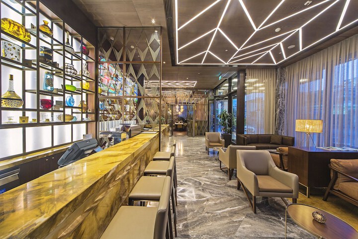 Guest Lobby