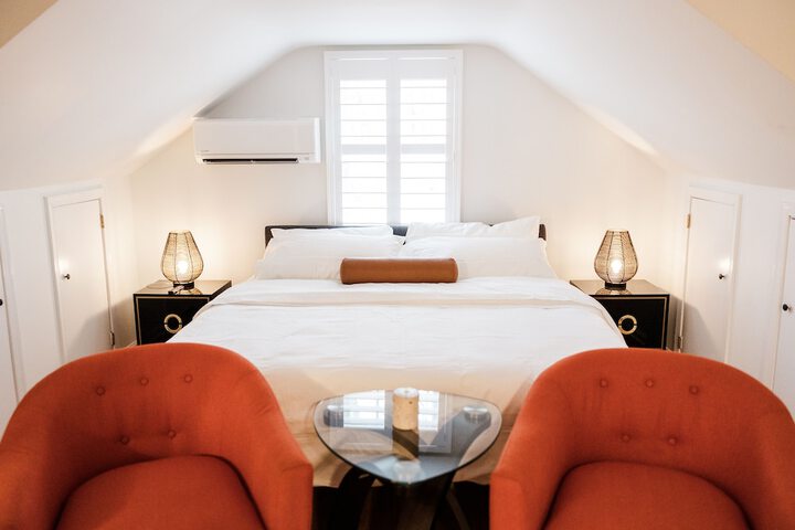 Room 3 of 25