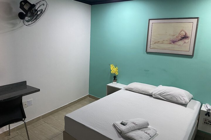 Room 3 of 10