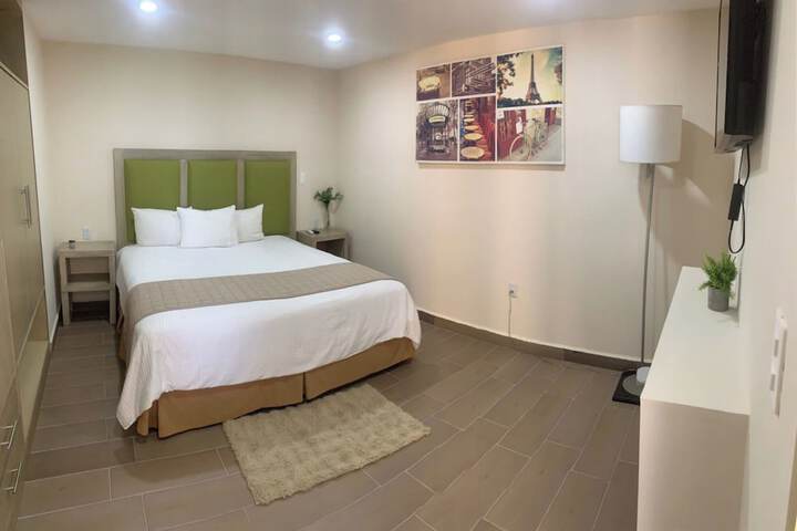 Room 4 of 91