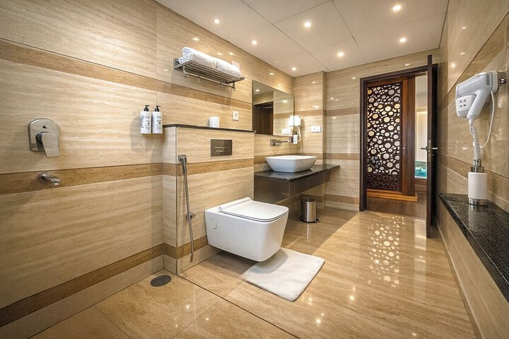 Room 48 of 79