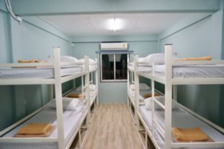 Room 9 of 22