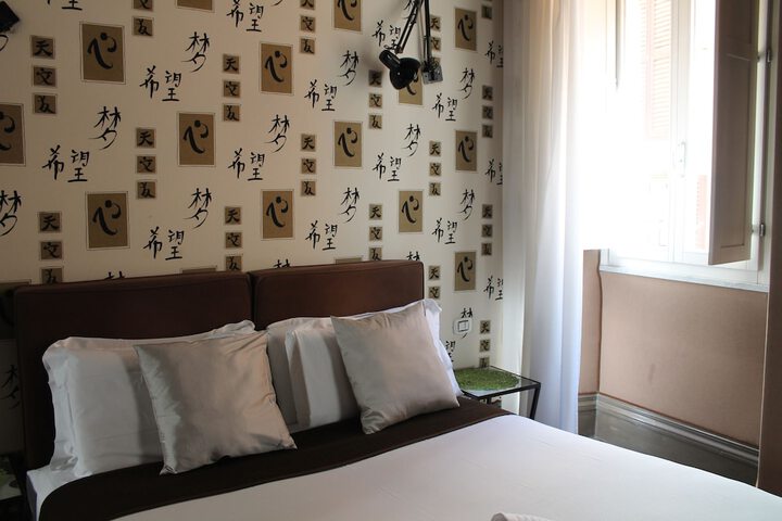 Room 20 of 62