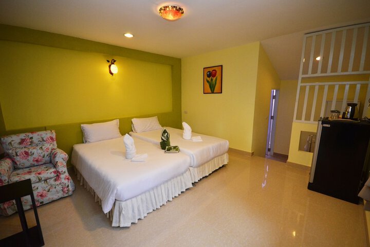 Room 6 of 60