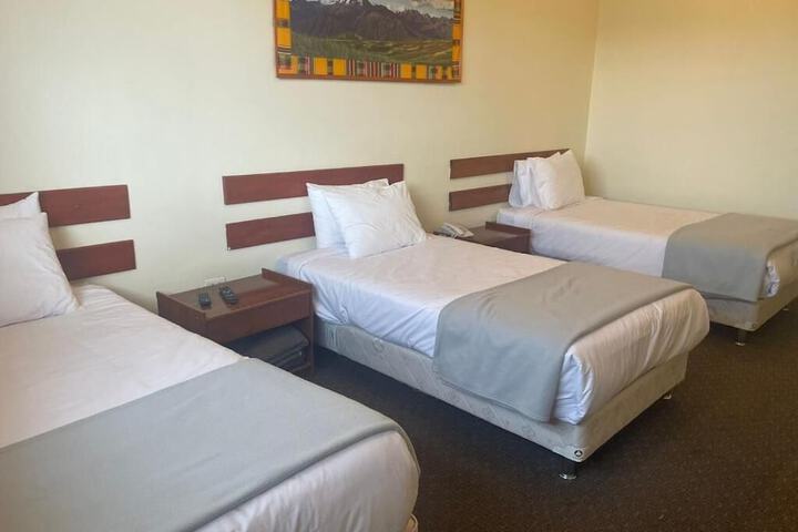 Room 5 of 25