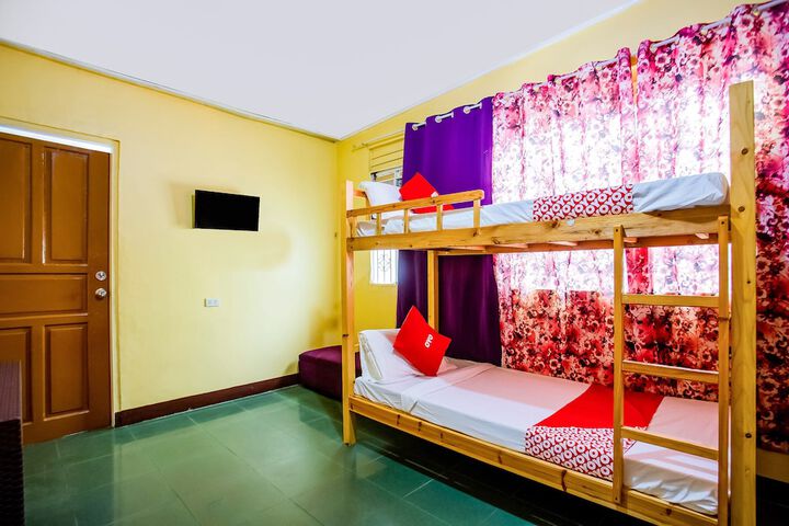 Room 15 of 25