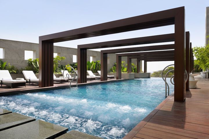 Pool 66 of 144