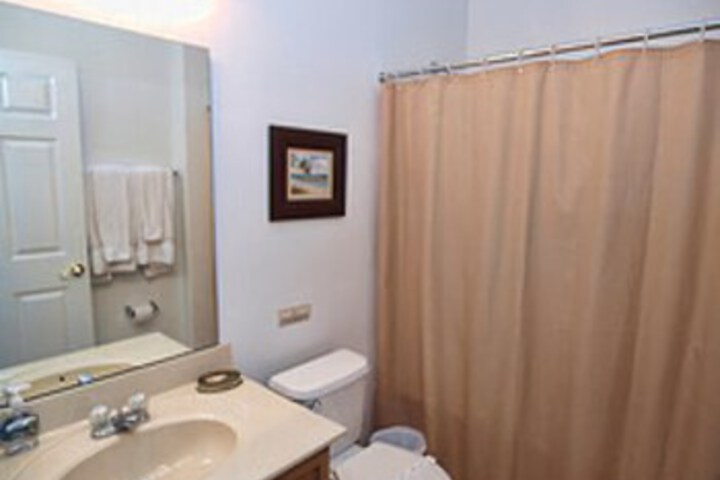 Room 2 of 19