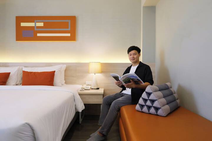 Room 3 of 50