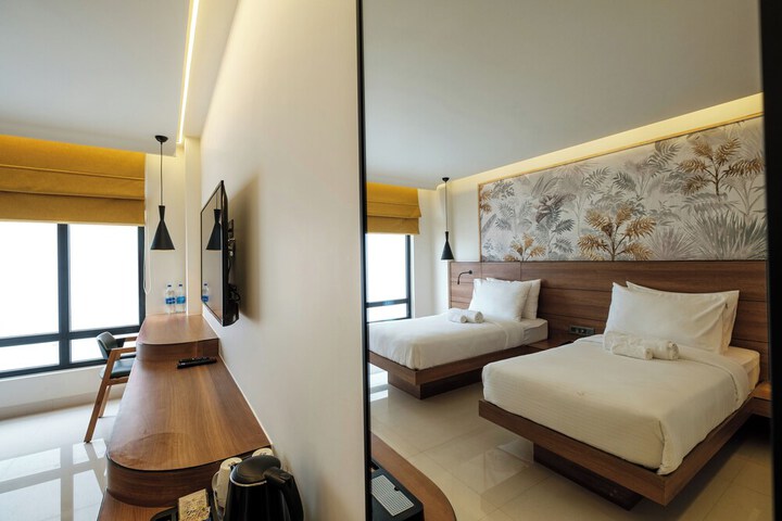 Room 71 of 141